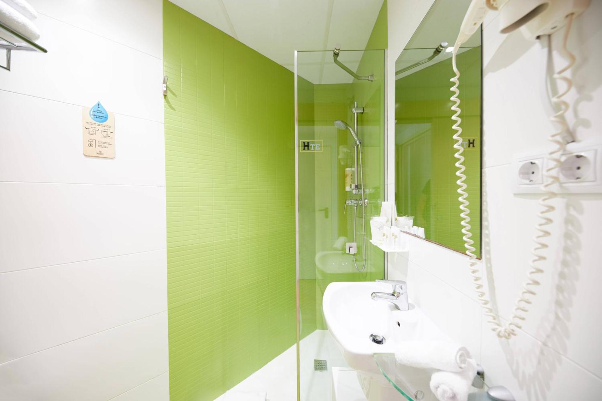 Apart-Suites Hostemplo - Barcelona — Fotos 1